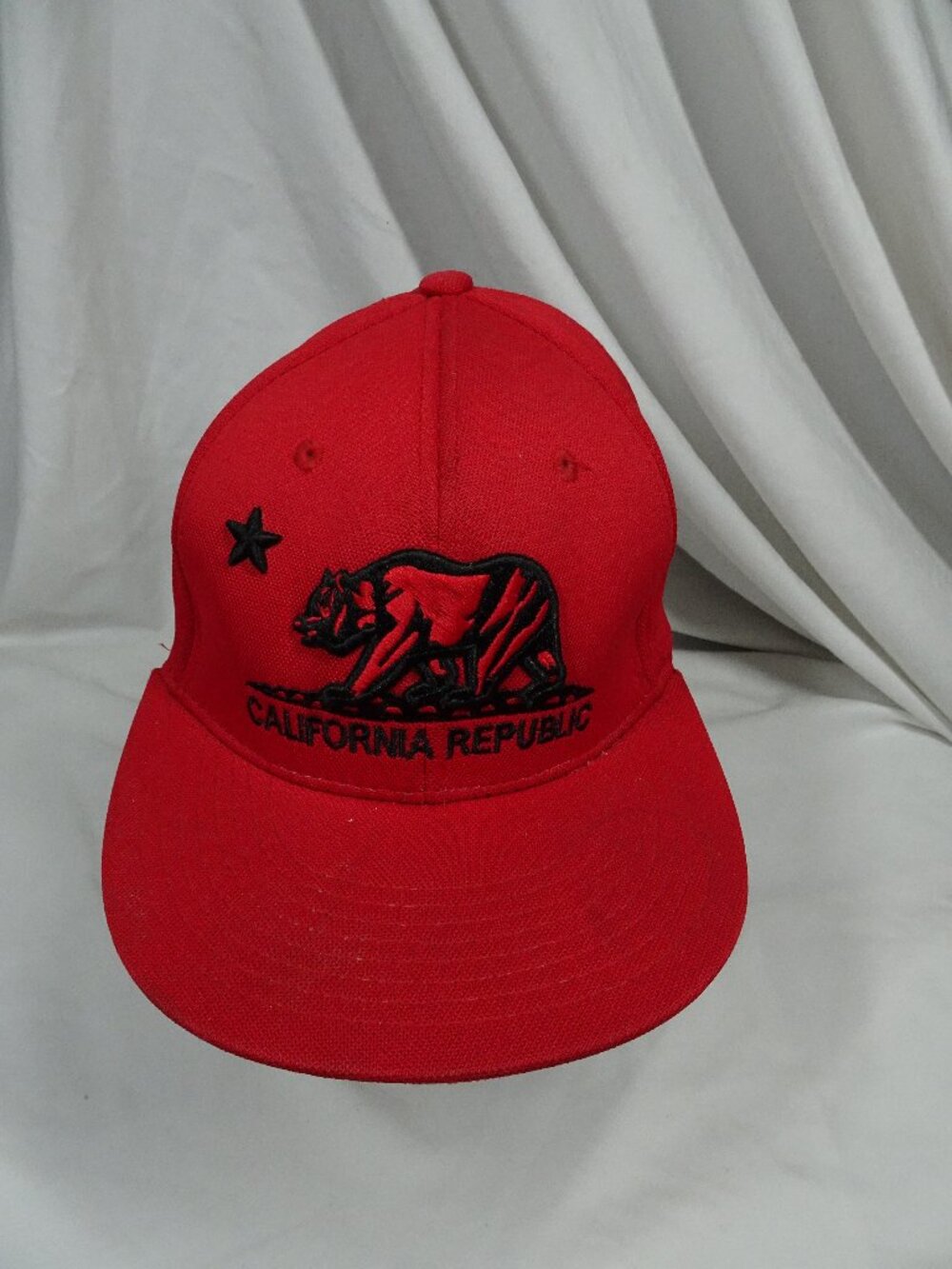 Pit Bull Quick Dry California Republic Red Hat Size S